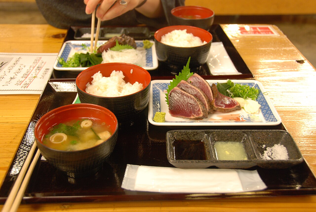 カツオのたたき(ひろめ市場)