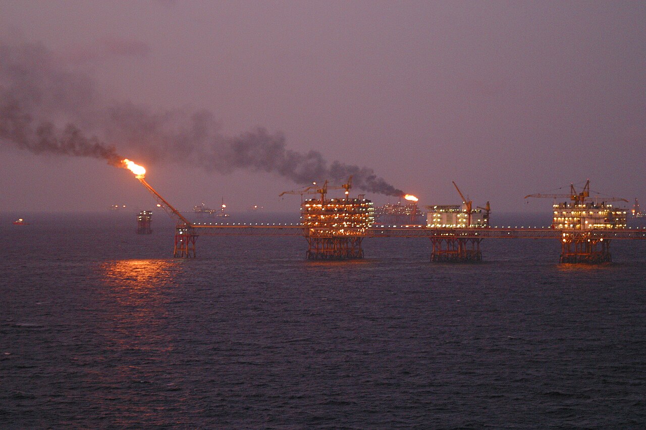 Нефтедобыча на шельфе в Вунгтау