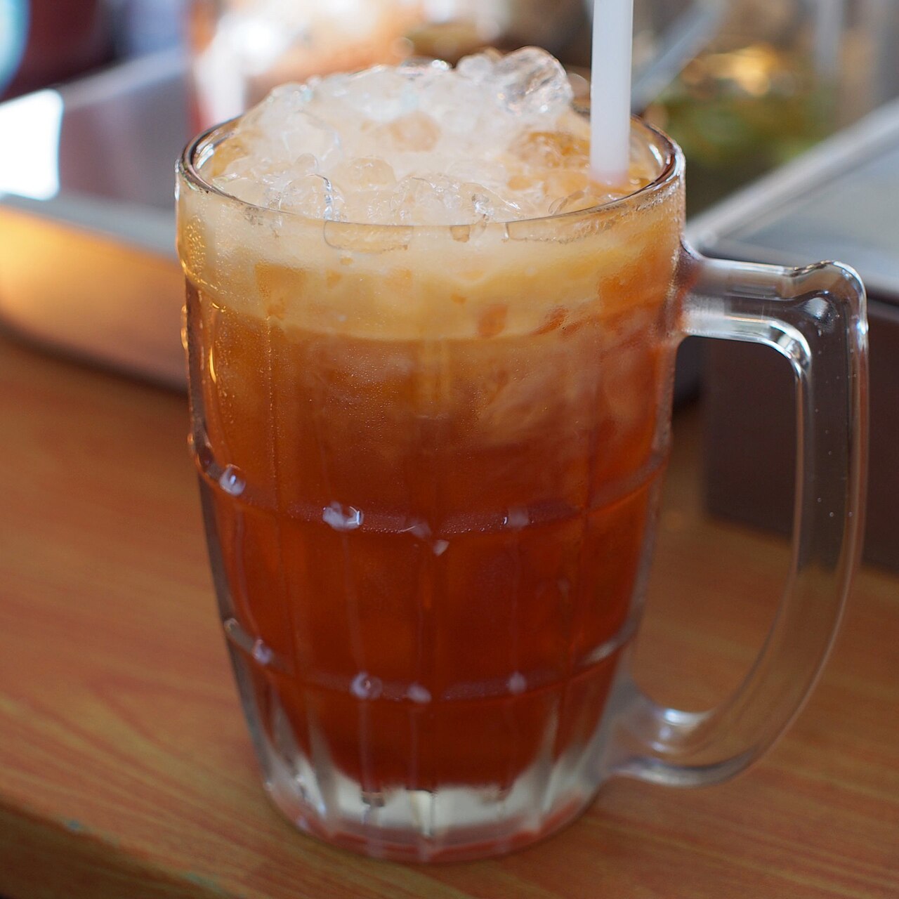 Thai iced tea (ชาเย็น cha yen )