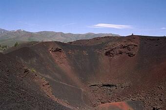 Idaho's Craters of the Moon shares similar traits with Kīlauea...