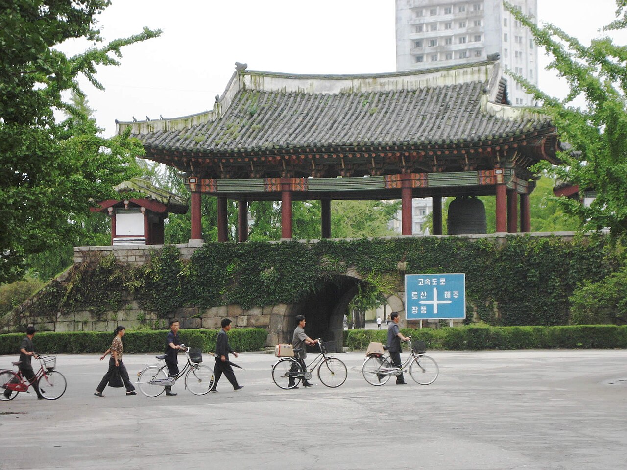 Historic Monuments and Sites in Kaesong