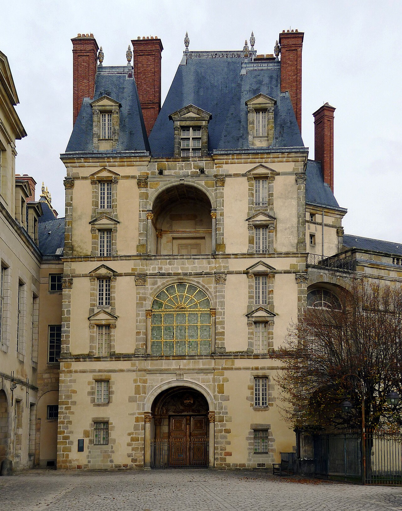 Porte Dorée