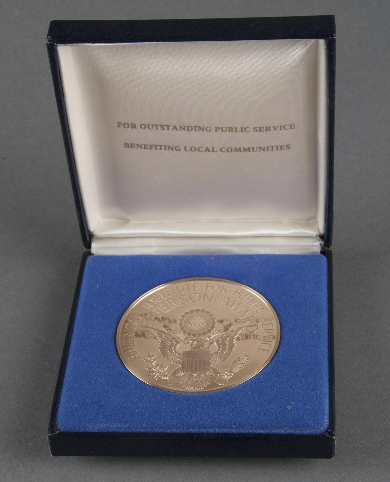 Medal, Jefferson Award, American Institute of Public Service