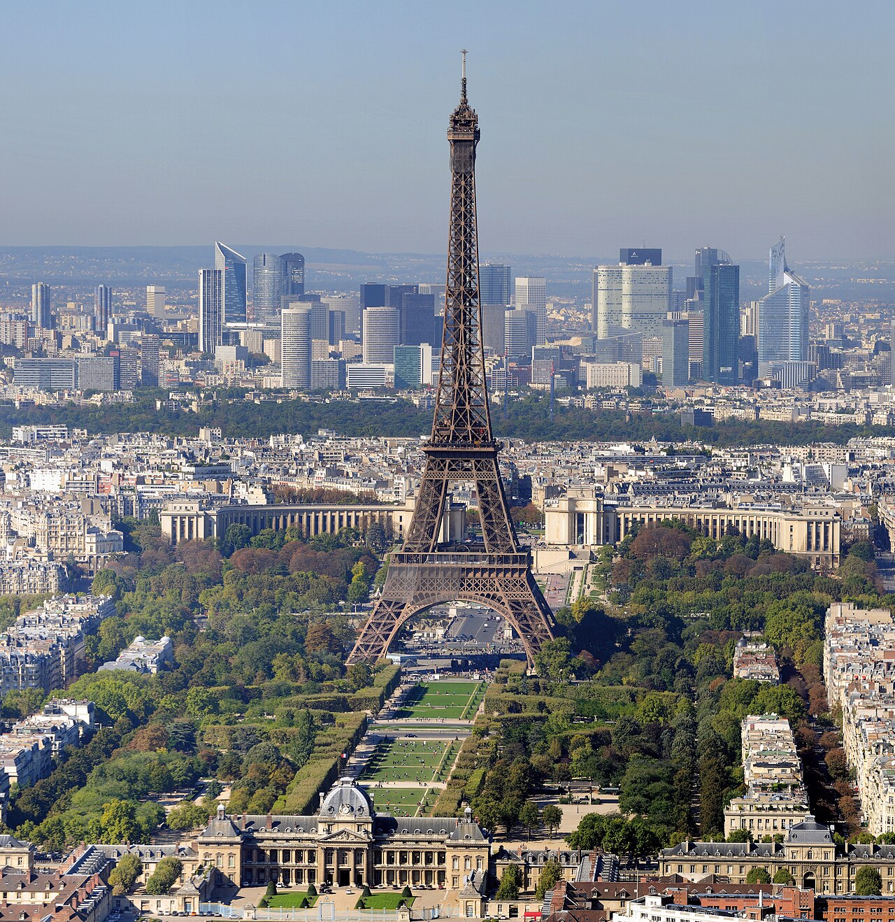 Paris - Eiffelturm und Marsfeld2
