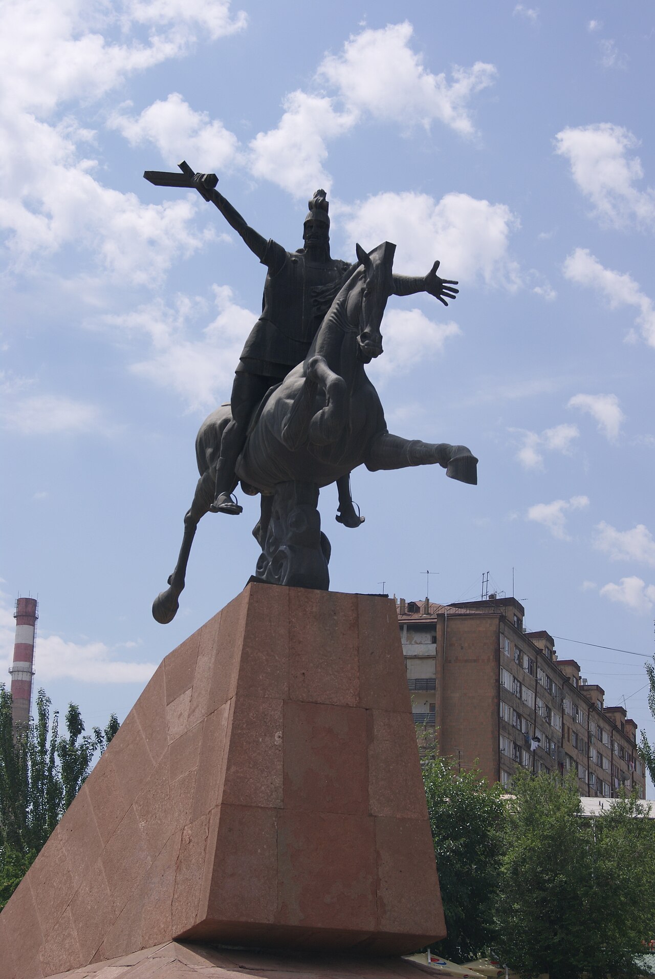 Памятник Вардану Мамиконяну