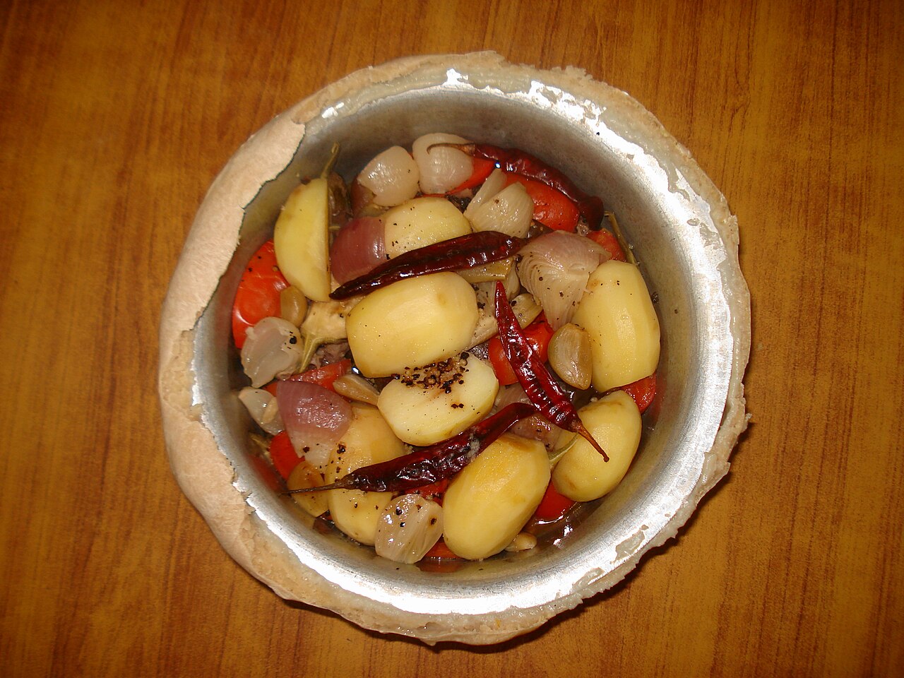 Cooked Chanakhi in Pot