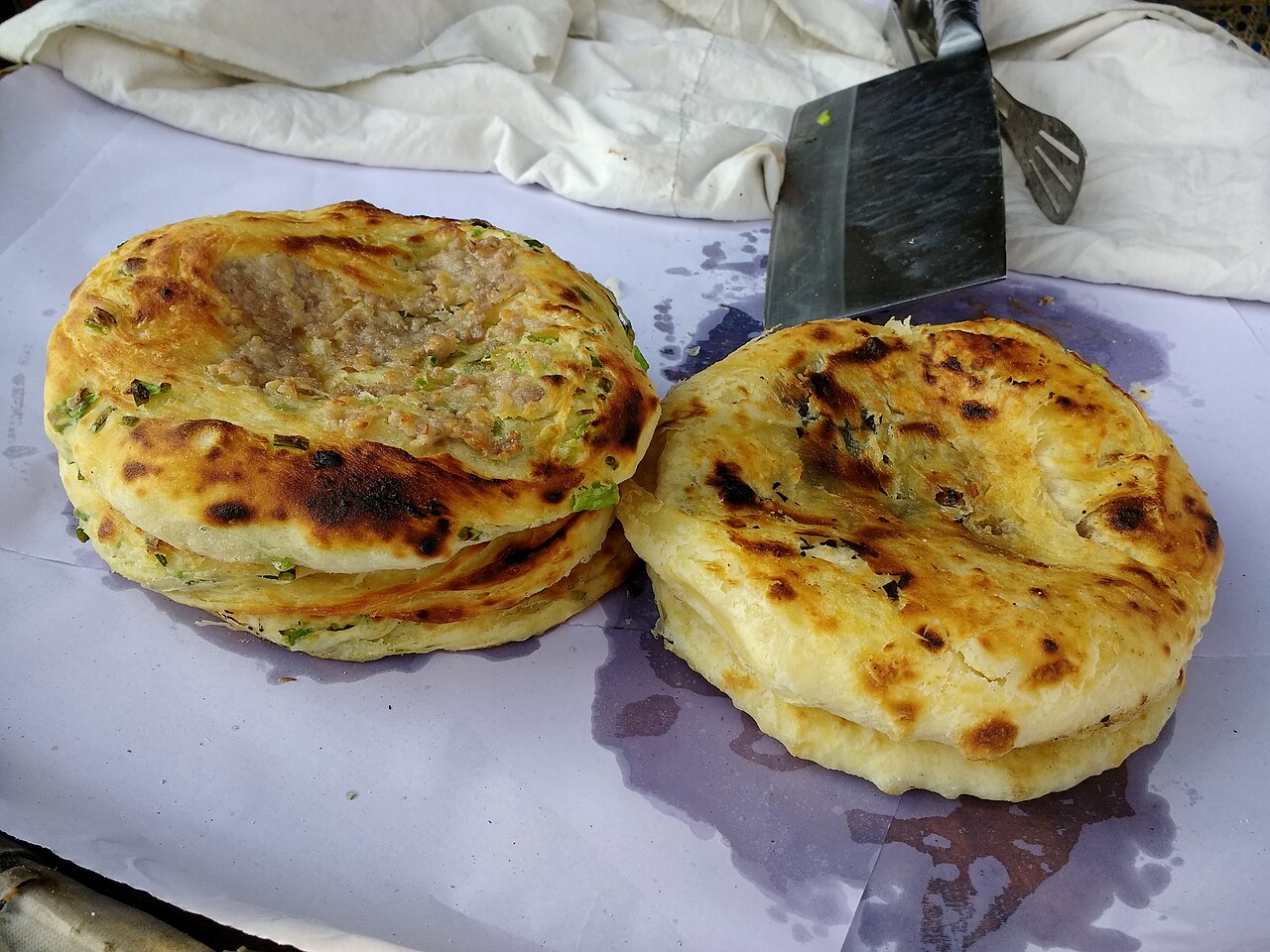 জিশুতে বিক্রি হচ্ছে স্বাদযুক্ত বাবা