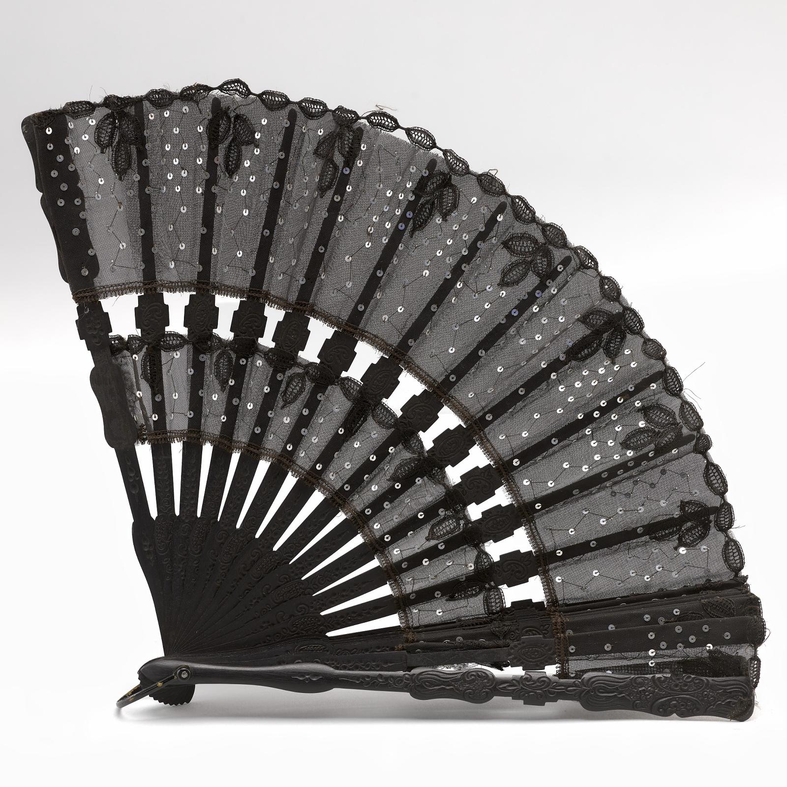 Woman's black lace fan owned by members of the Ellis family