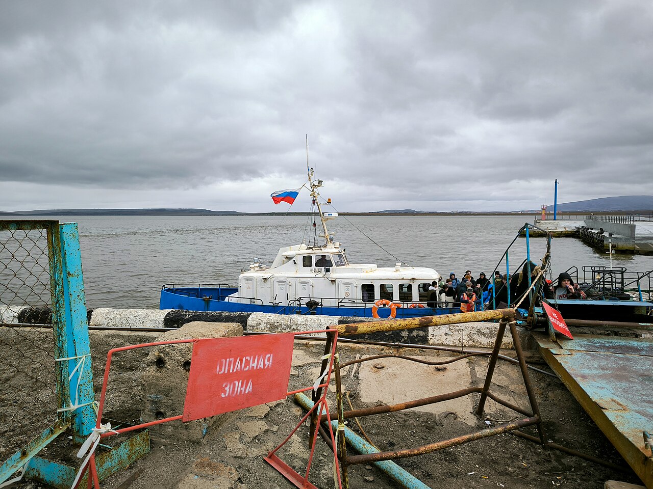 Высадка с катера «Камчатка»